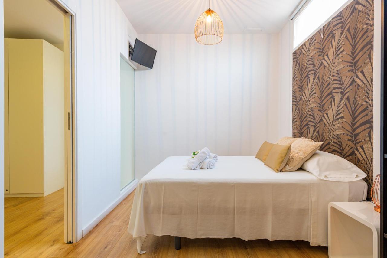 Ayuntamiento Panoramic Apartment บาเลนเซีย ภายนอก รูปภาพ