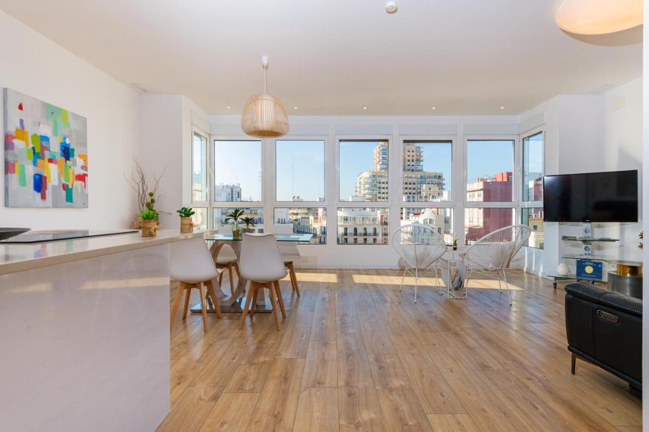 Ayuntamiento Panoramic Apartment บาเลนเซีย ภายนอก รูปภาพ